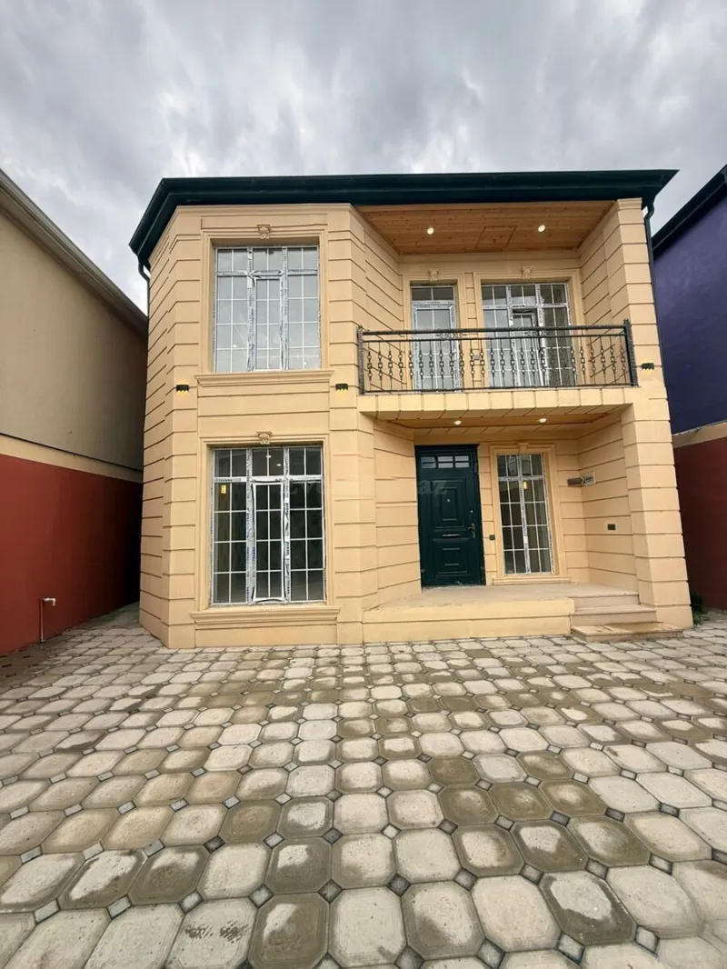 4 otaqlı Həyət evi 160 m² Binə Satılır