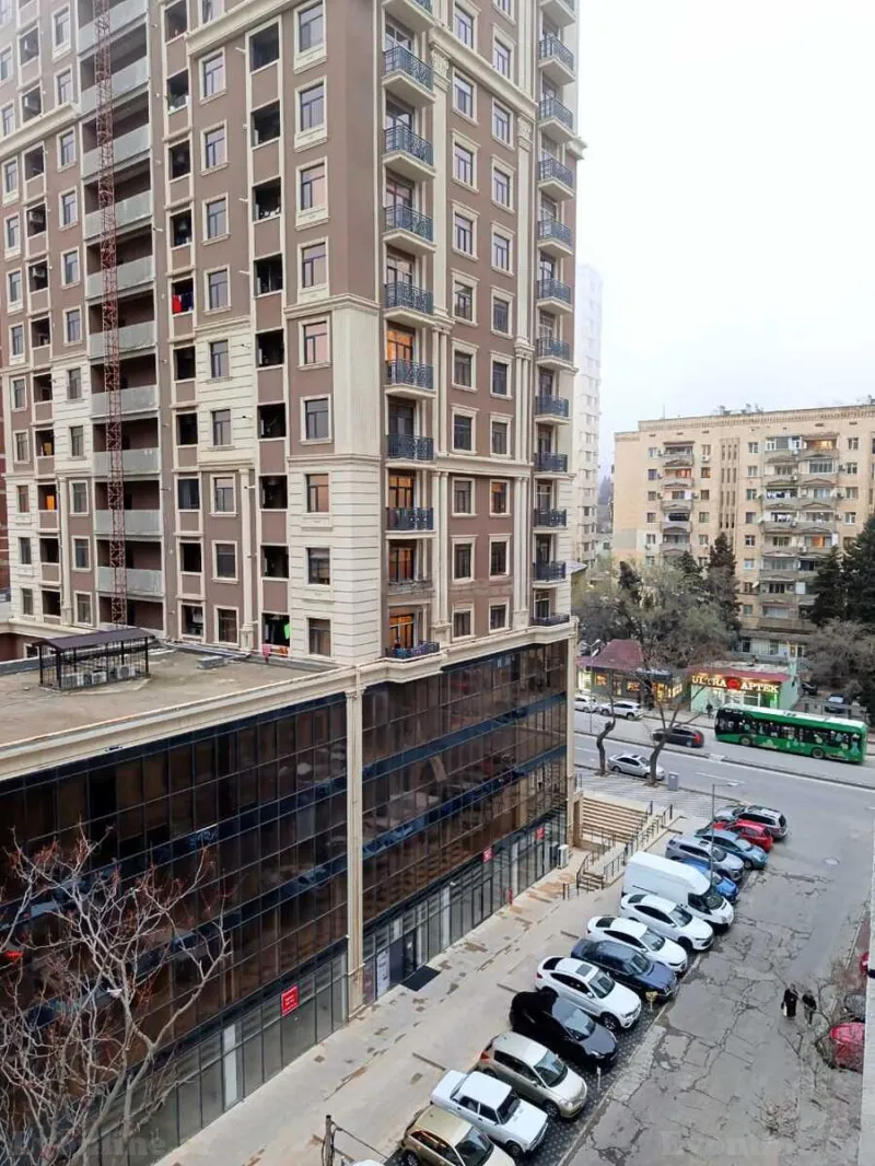Kirayə verilir 2 otaqlı Mənzil Yeni tikili 75 m² Nərimanov r. - şəkil 6