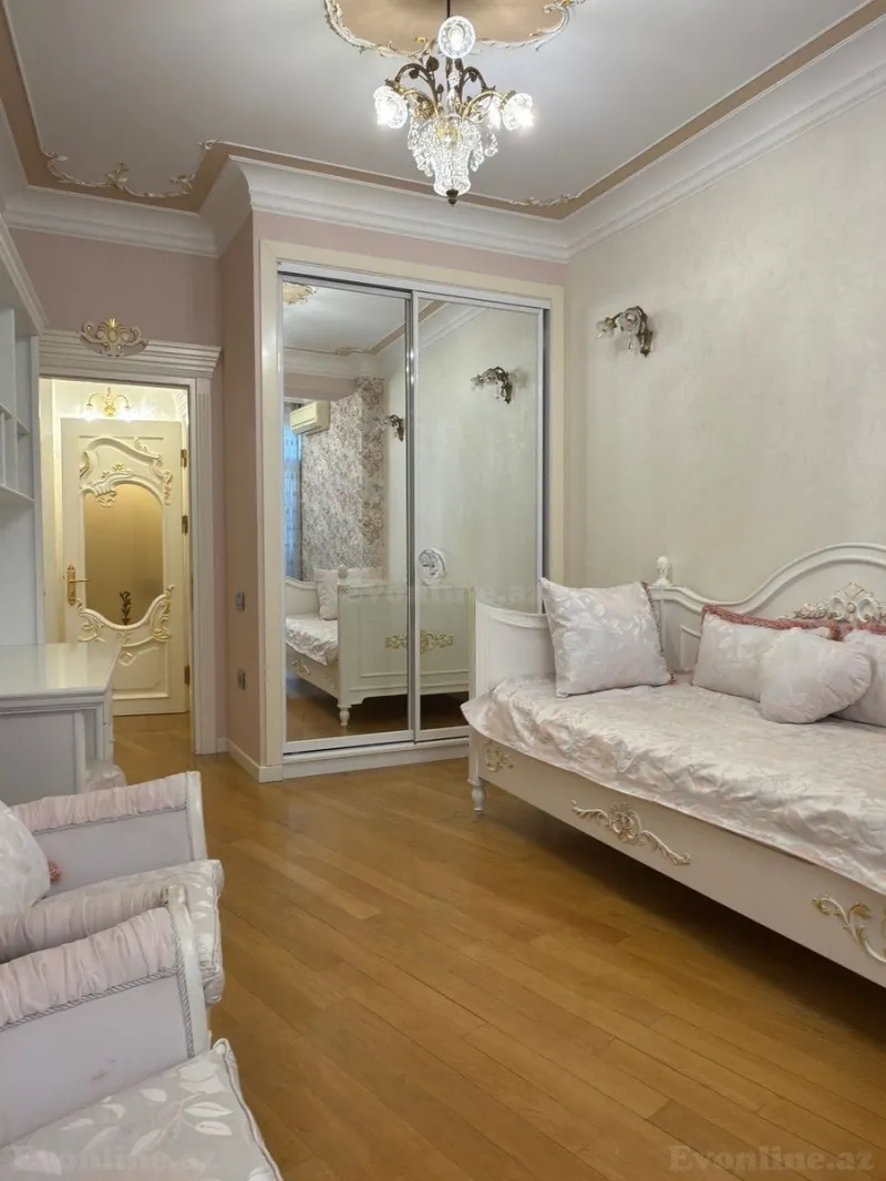 Satılır 4 otaqlı Mənzil Yeni tikili 220 m² 28 May m. - şəkil 4