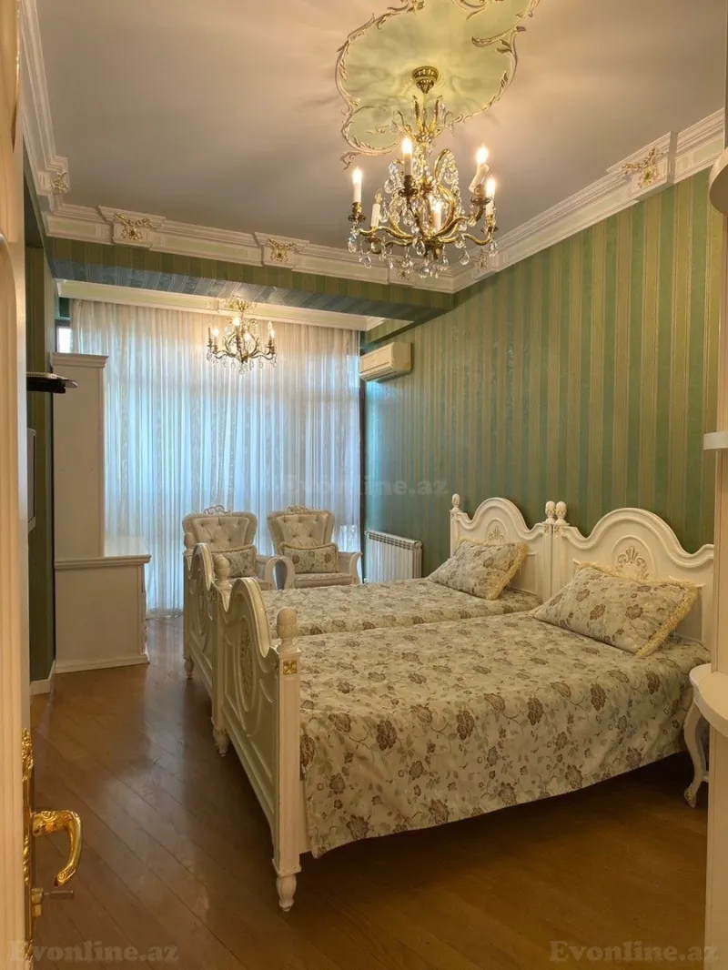 Satılır 4 otaqlı Mənzil Yeni tikili 220 m² 28 May m. - şəkil 8