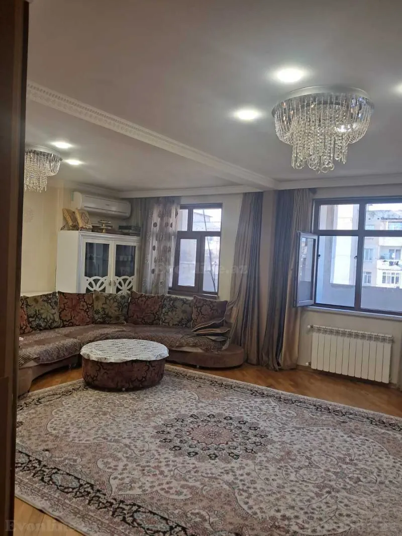 Satılır 5 otaqlı Mənzil Köhnə tikili 120 m² Əhmədli - şəkil 2