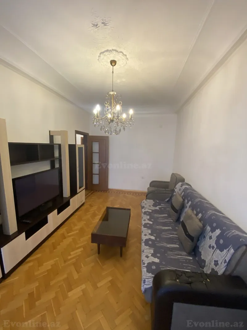Satılır 4 otaqlı Mənzil Köhnə tikili 100 m² 28 May m. - şəkil 3