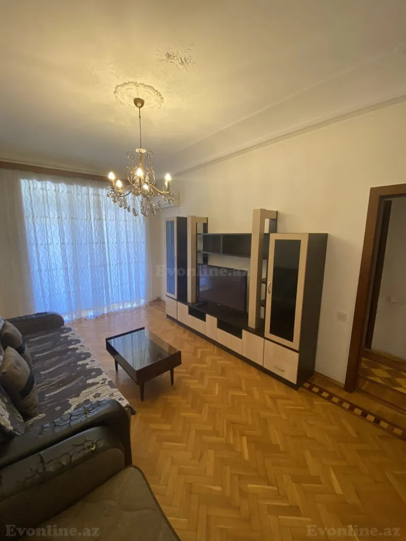 Satılır 4 otaqlı Mənzil Köhnə tikili 100 m² 28 May m. - şəkil 5