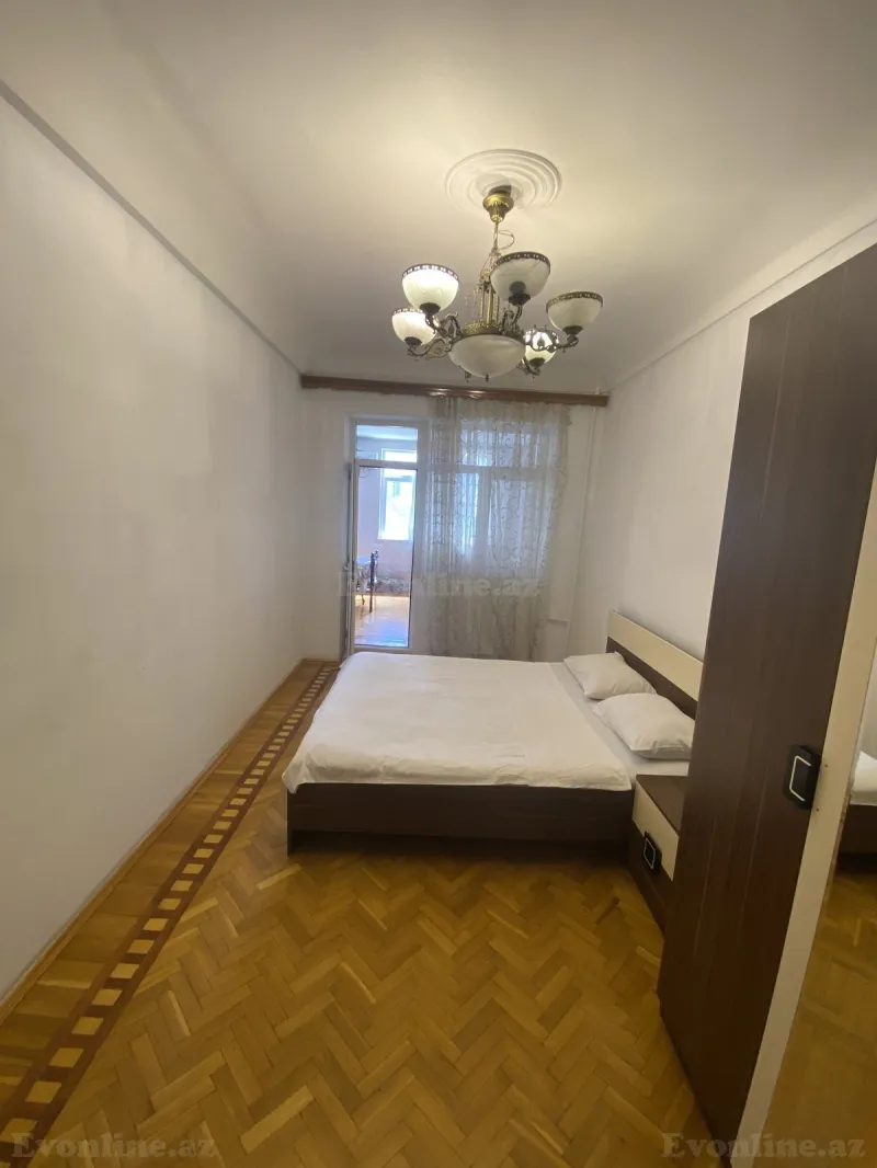 Satılır 4 otaqlı Mənzil Köhnə tikili 100 m² 28 May m. - şəkil 16