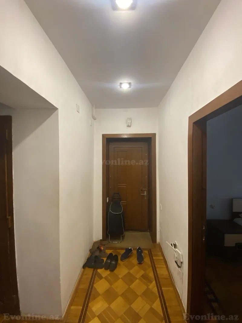 Satılır 4 otaqlı Mənzil Köhnə tikili 100 m² 28 May m. - şəkil 26