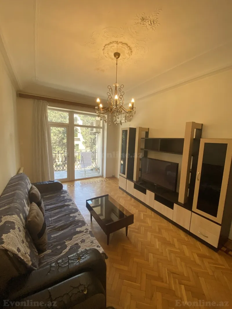 Satılır 4 otaqlı Mənzil Köhnə tikili 100 m² 28 May m. - şəkil 27