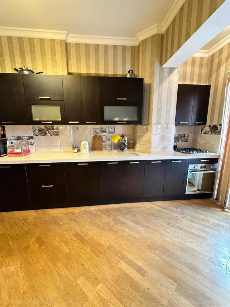 Satılır 3 otaqlı Mənzil Yeni tikili 101 m² 28 May m. - şəkil 3