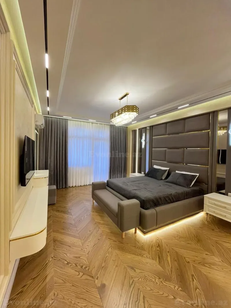 Satılır 4 otaqlı Mənzil Yeni tikili 233 m² Nərimanov r. - şəkil 15