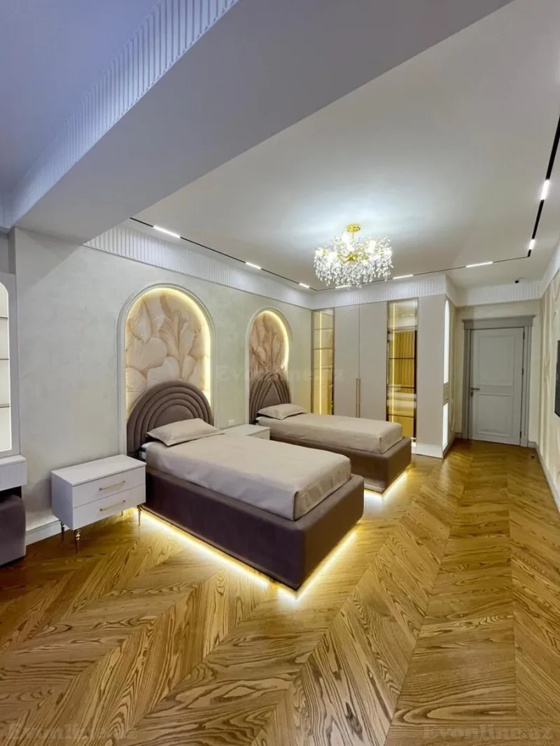 Satılır 4 otaqlı Mənzil Yeni tikili 233 m² Nərimanov r. - şəkil 20