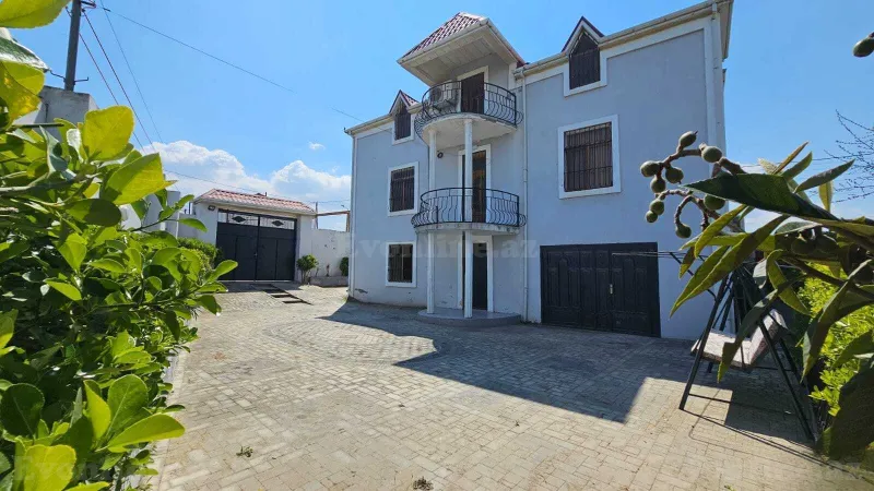 4 otaqlı Həyət evi 200 m² Sea Breeze Kirayə verilir