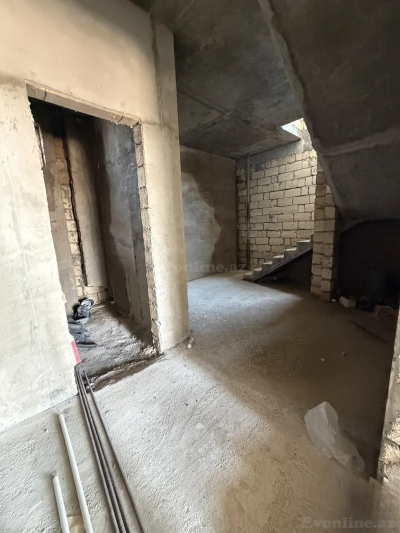 Satılır 6 otaqlı Həyət evi 180 m² Albalılıq - şəkil 5