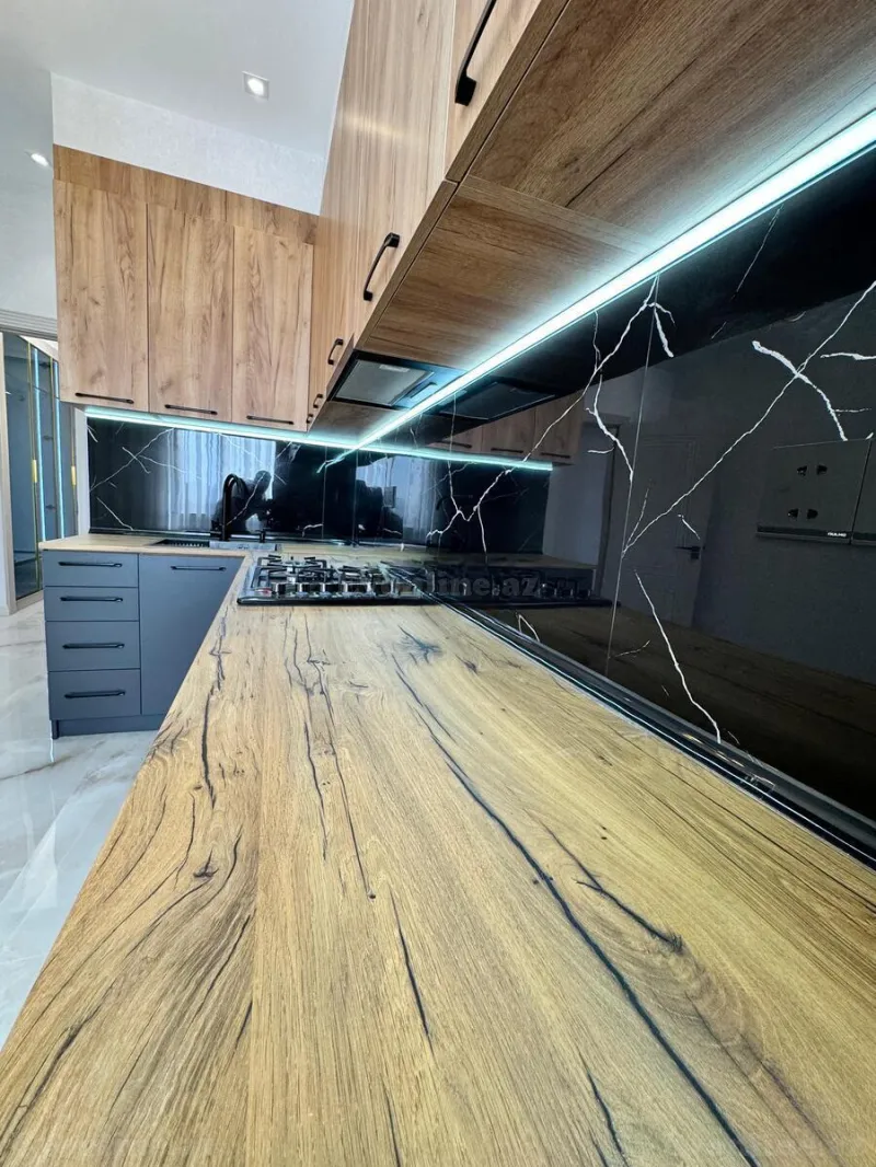 2 otaqlı Mənzil 72 m² 7-ci mikrorayon Satılır