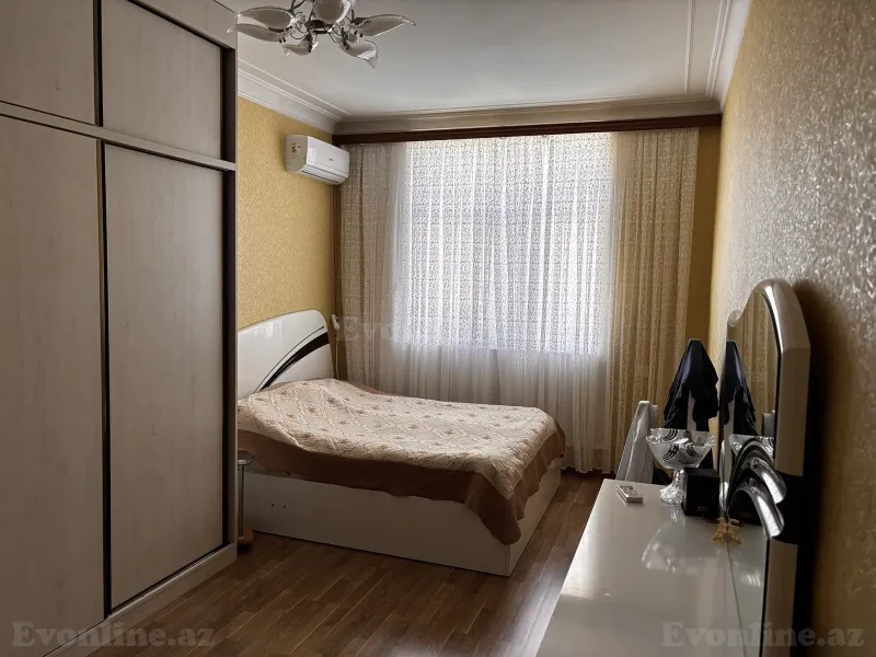Satılır 4 otaqlı Mənzil Yeni tikili 117 m² Xalqlar Dostluğu m. - şəkil 3