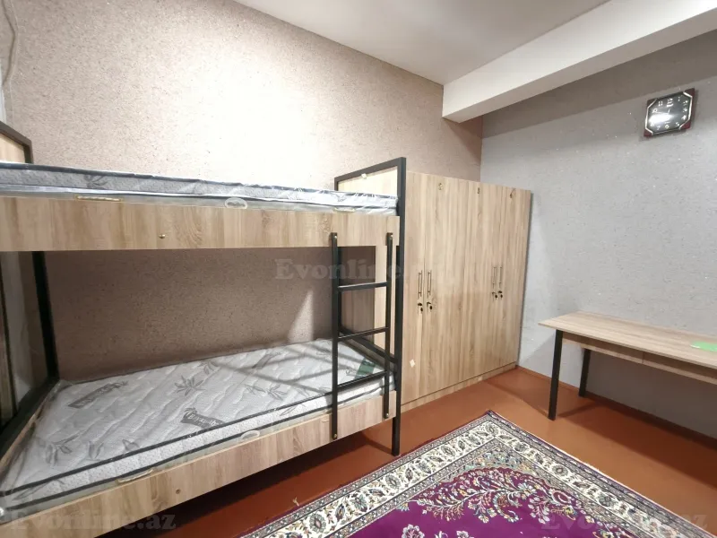 5 otaqlı Həyət evi 220 m² Xocəsən Kirayə verilir