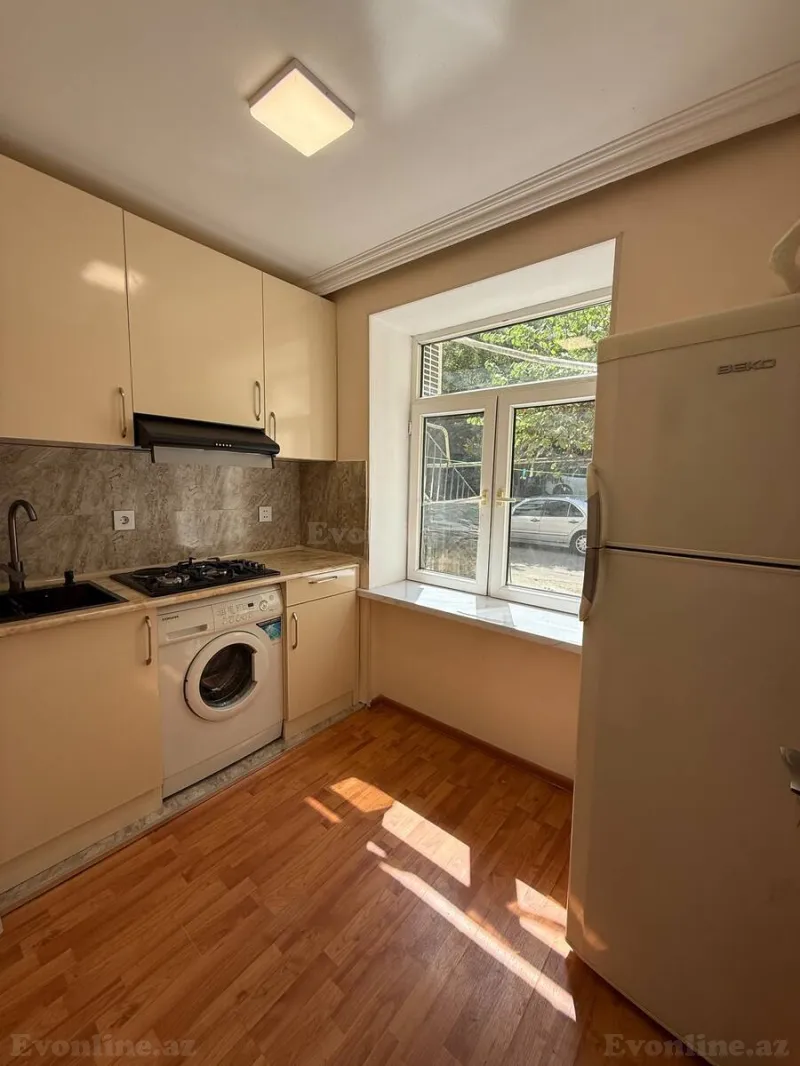 Satılır 2 otaqlı Mənzil Köhnə tikili 55 m² Elmlər Akademiyası m. - şəkil 10