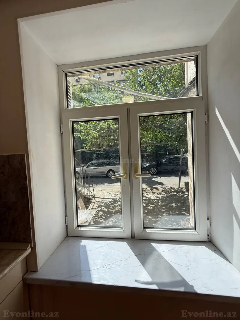 Satılır 2 otaqlı Mənzil Köhnə tikili 55 m² Elmlər Akademiyası m. - şəkil 16