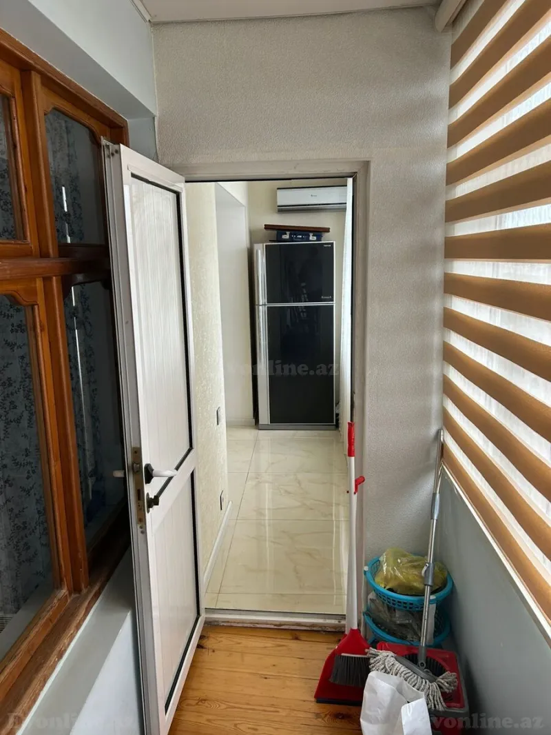 Satılır 5 otaqlı Mənzil Köhnə tikili 110 m² Bakıxanov - şəkil 9