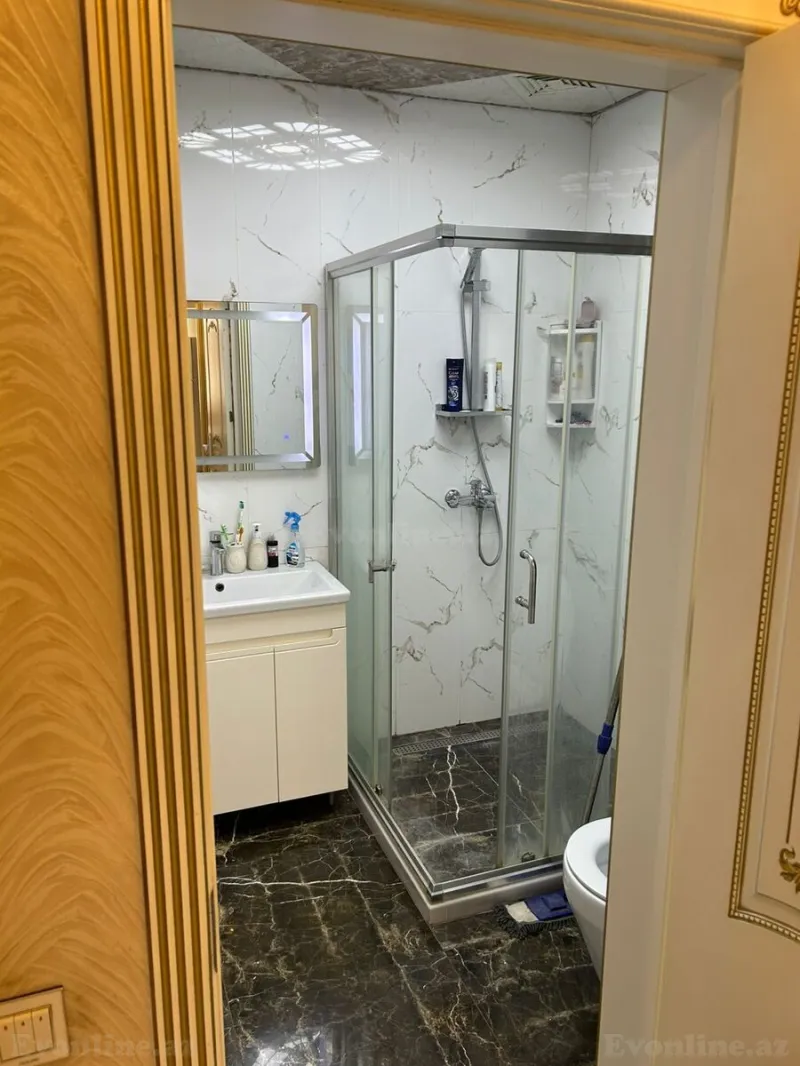 Satılır 5 otaqlı Mənzil Köhnə tikili 110 m² Bakıxanov - şəkil 17