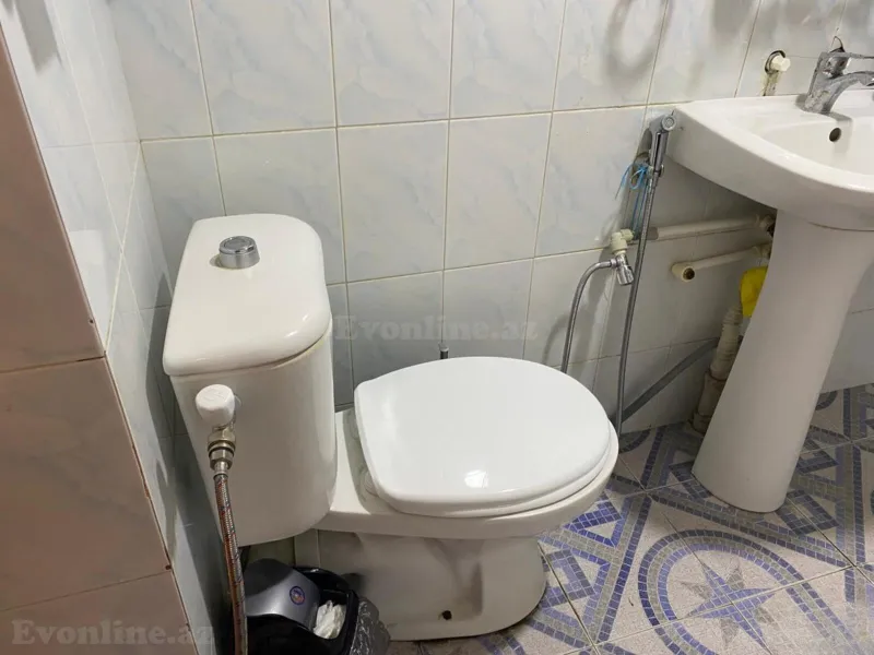 Kirayə verilir 5 otaqlı Mənzil Köhnə tikili 140 m² Nəsimi r. - şəkil 9