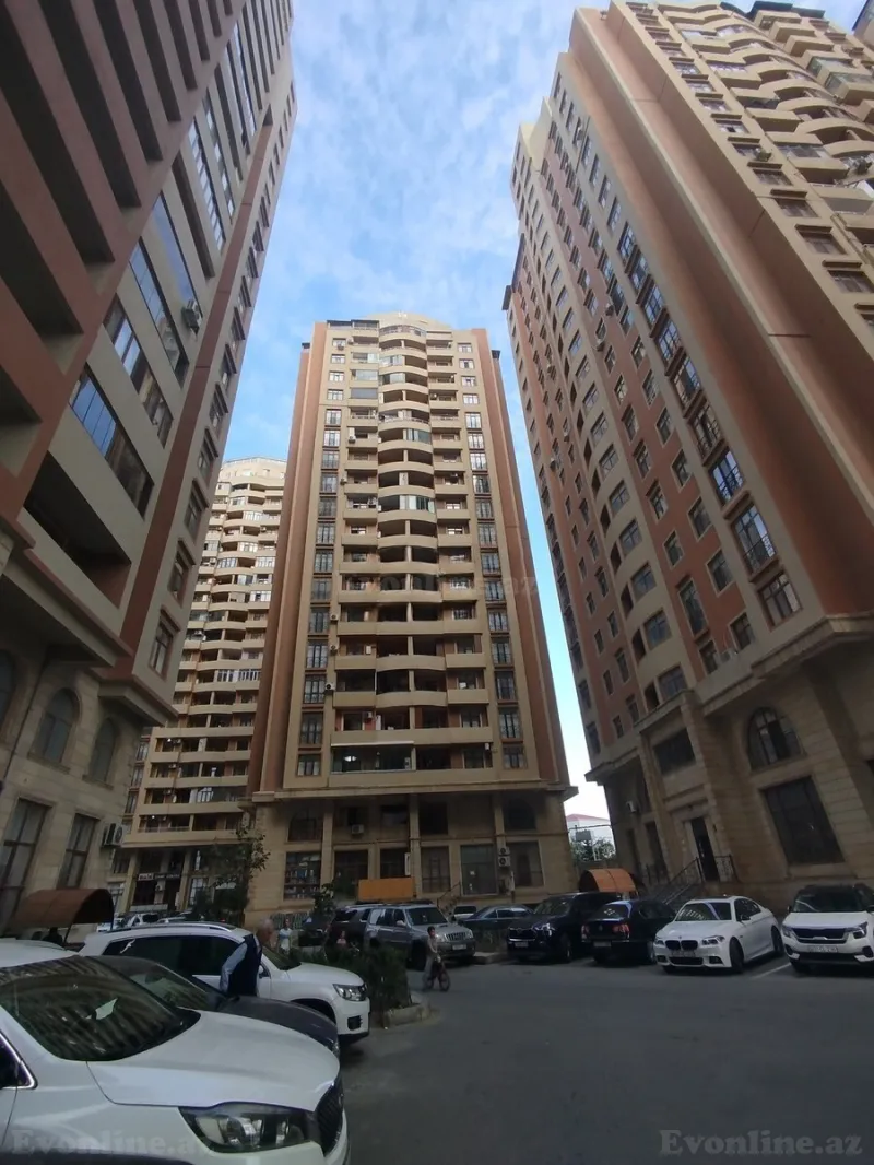 Satılır 3 otaqlı Mənzil Yeni tikili 170 m² 20 Yanvar m. - şəkil 14
