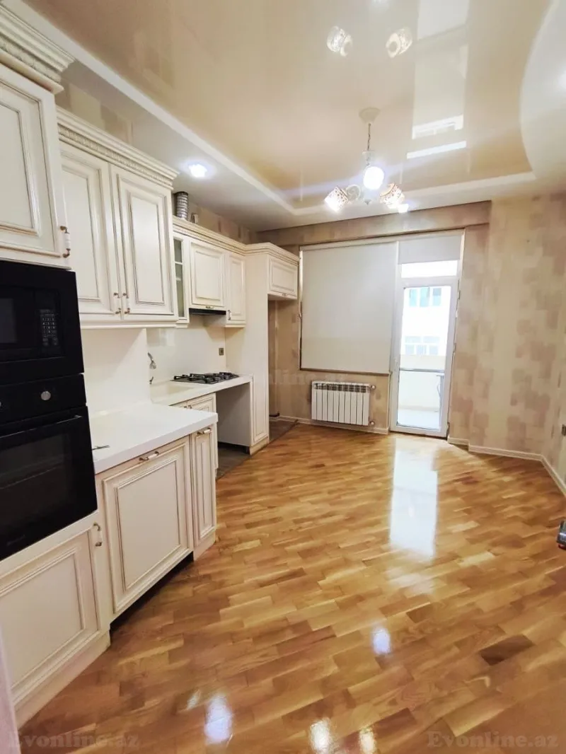 Satılır 3 otaqlı Mənzil Yeni tikili 122 m² Həzi Aslanov m. - şəkil 6