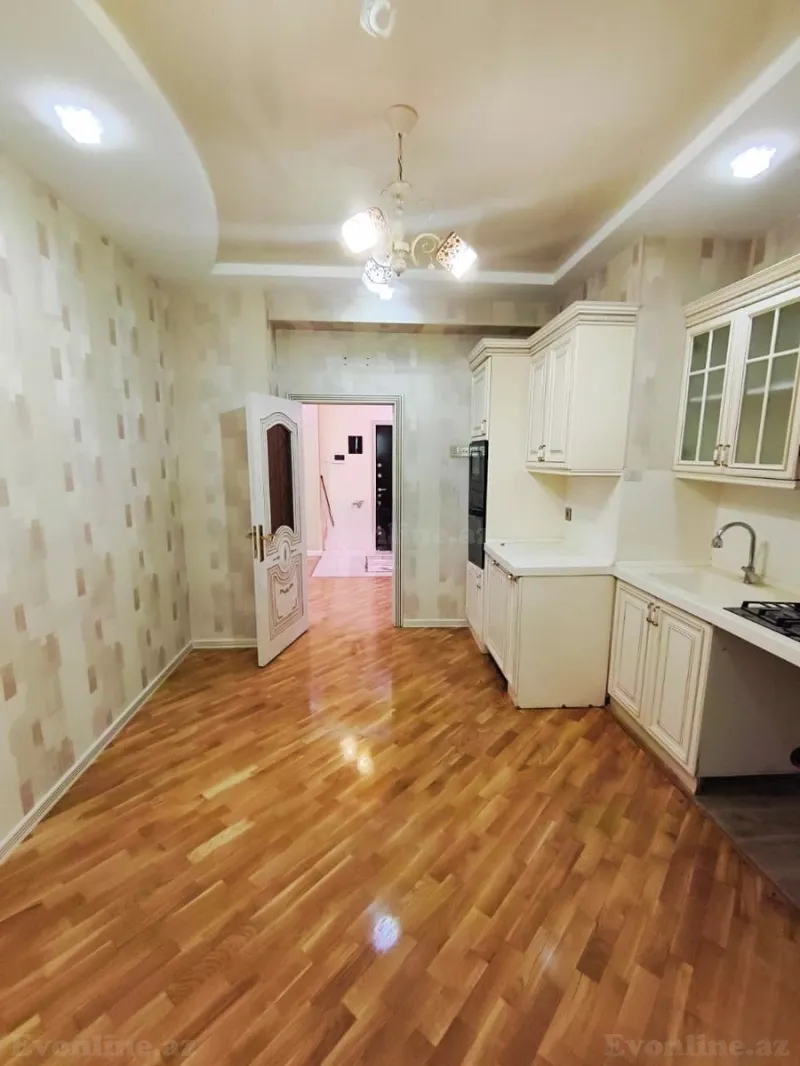 Satılır 3 otaqlı Mənzil Yeni tikili 122 m² Həzi Aslanov m. - şəkil 9