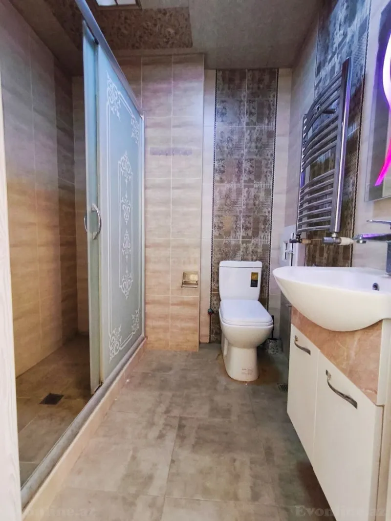 Satılır 3 otaqlı Mənzil Yeni tikili 122 m² Həzi Aslanov m. - şəkil 21