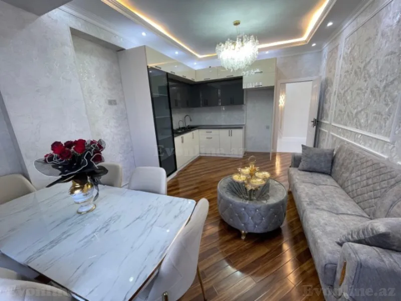 3 otaqlı Mənzil 80 m² 28 May m. Satılır