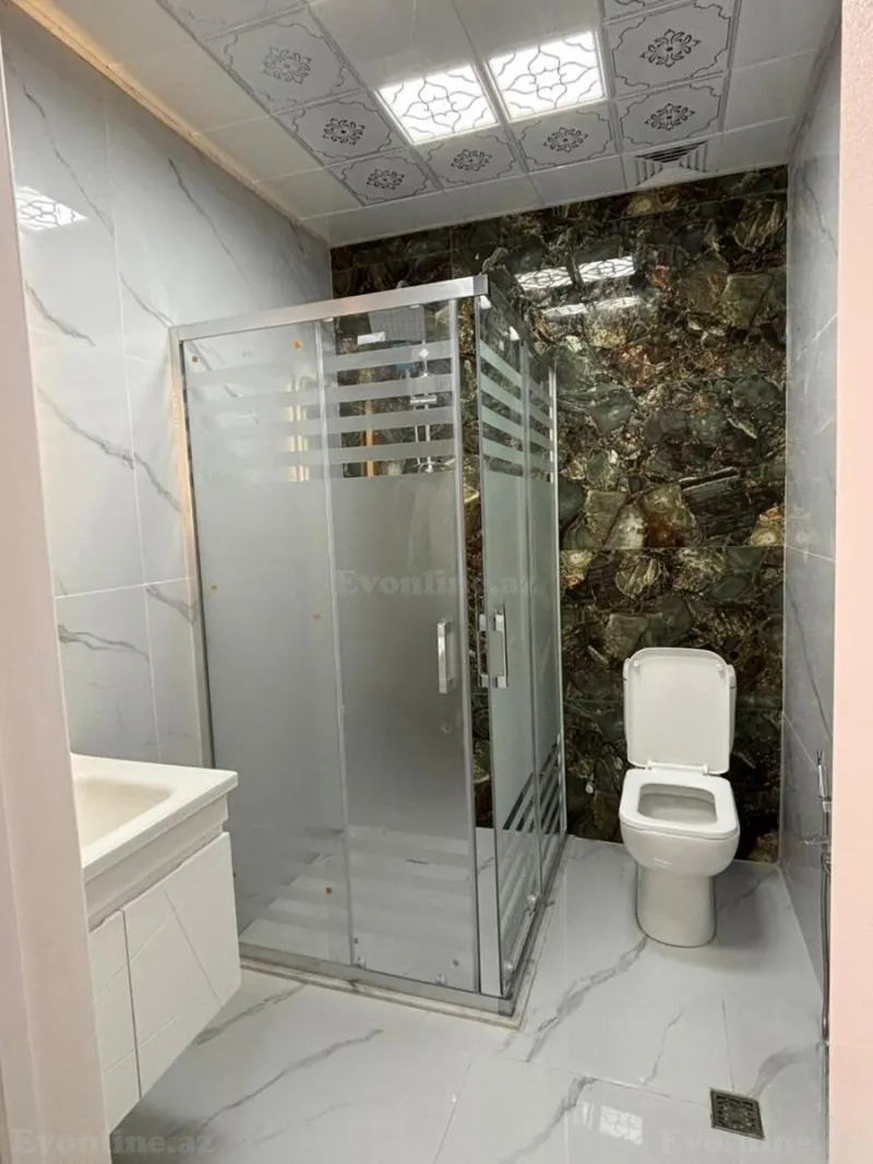 Satılır 3 otaqlı Mənzil Yeni tikili 80 m² 28 May m. - şəkil 20