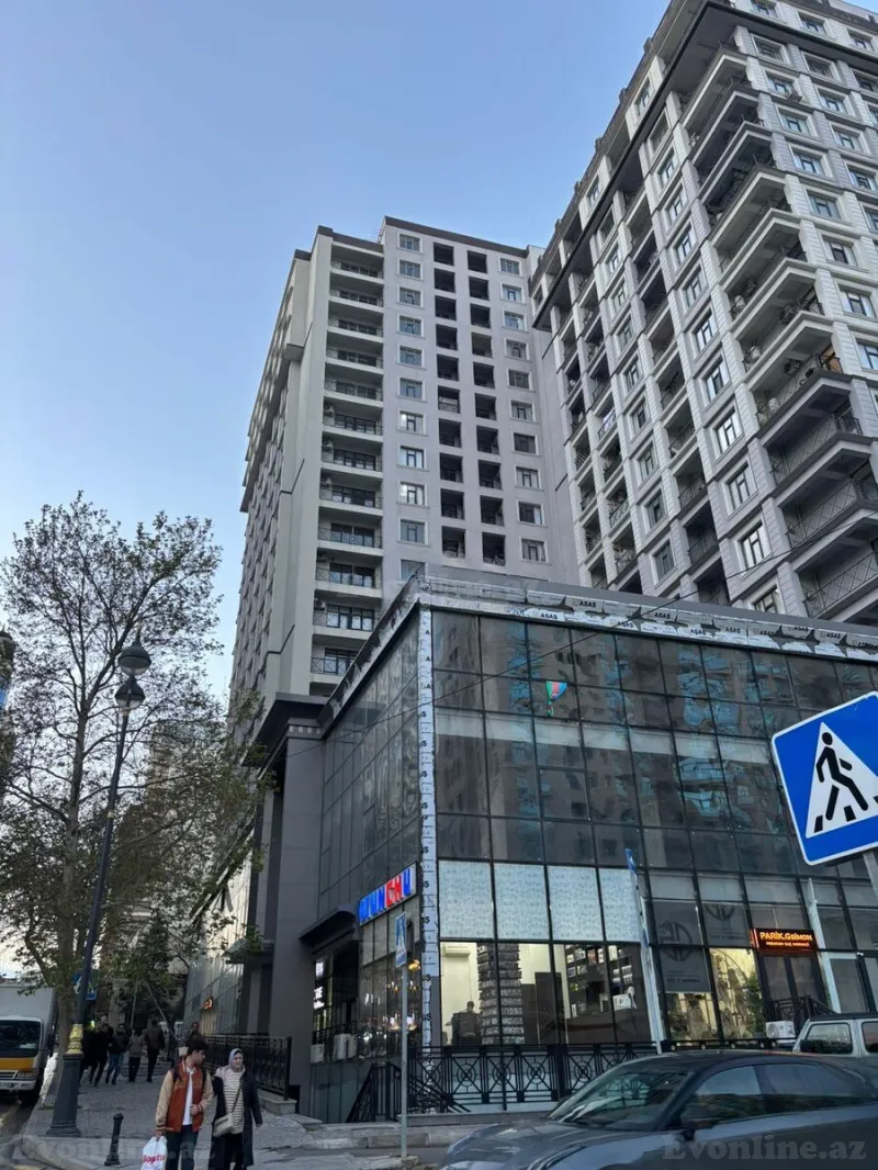 Satılır 3 otaqlı Mənzil Yeni tikili 80 m² 28 May m. - şəkil 23