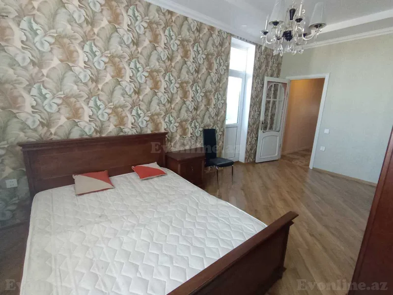 Kirayə verilir 3 otaqlı Mənzil Yeni tikili 150 m² 8-ci mikrorayon - şəkil 3