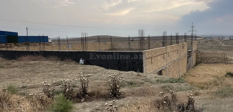 Obyekt 1000 m² Saray Kirayə verilir