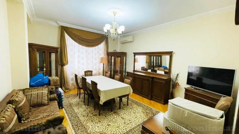 3 otaqlı Mənzil 123 m² 2-ci mikrorayon Satılır