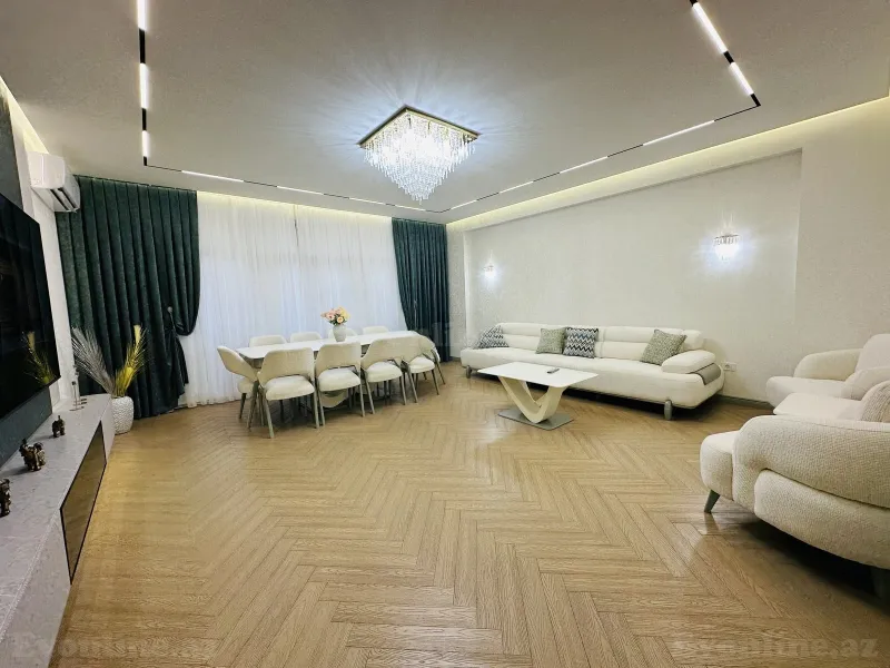 Satılır 4 otaqlı Mənzil Yeni tikili 178 m² 28 May m. - şəkil 4