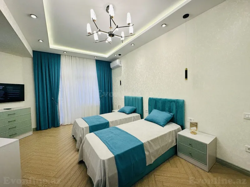 Satılır 4 otaqlı Mənzil Yeni tikili 178 m² 28 May m. - şəkil 7