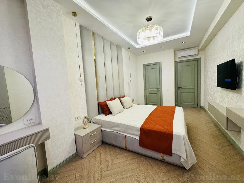 Satılır 4 otaqlı Mənzil Yeni tikili 178 m² 28 May m. - şəkil 12