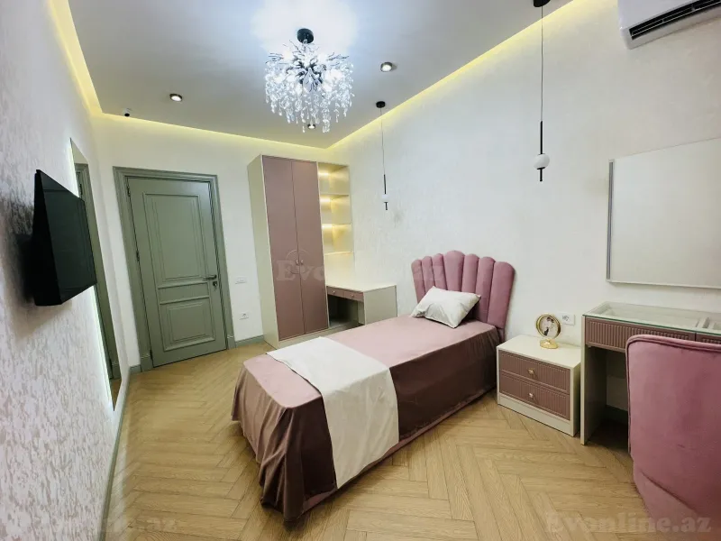 Satılır 4 otaqlı Mənzil Yeni tikili 178 m² 28 May m. - şəkil 17