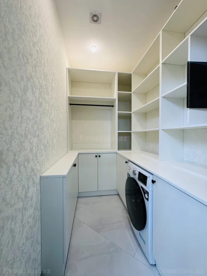 Satılır 4 otaqlı Mənzil Yeni tikili 178 m² 28 May m. - şəkil 23
