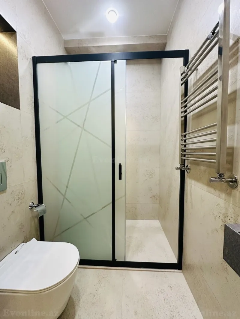 Satılır 4 otaqlı Mənzil Yeni tikili 178 m² 28 May m. - şəkil 24