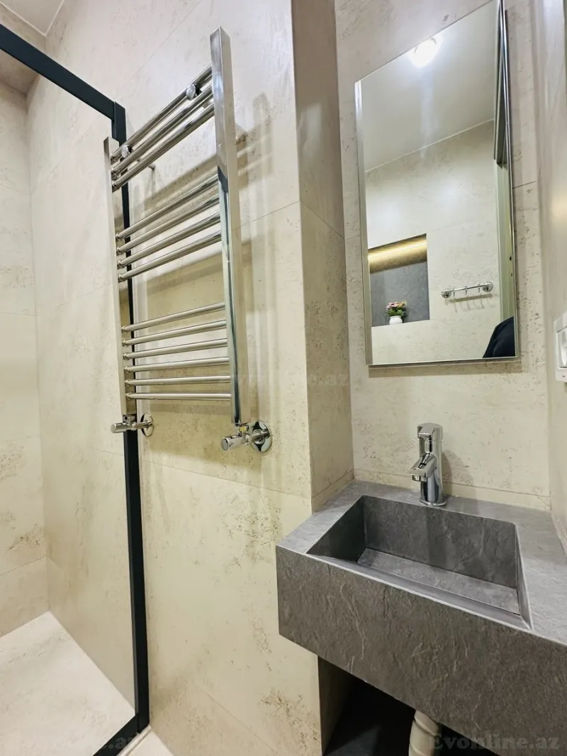 Satılır 4 otaqlı Mənzil Yeni tikili 178 m² 28 May m. - şəkil 25