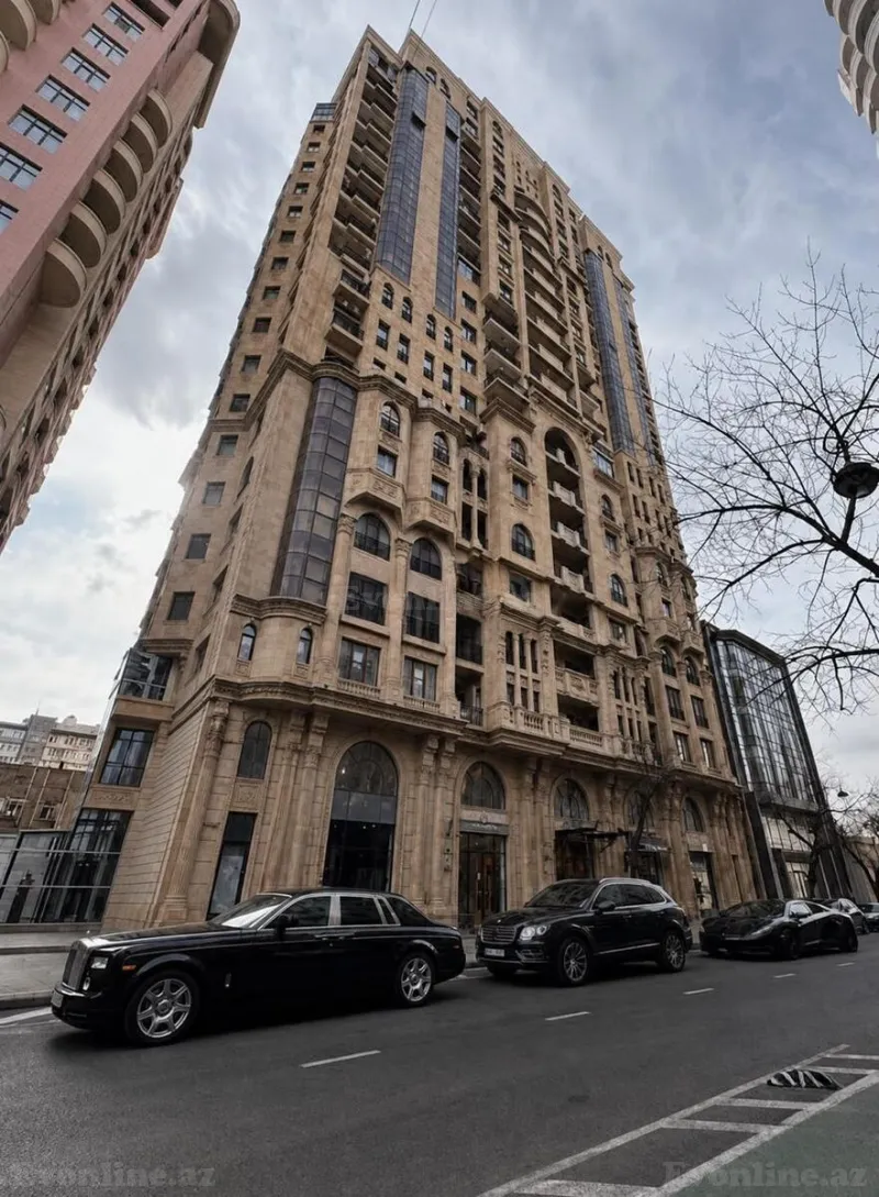 Satılır 4 otaqlı Mənzil Yeni tikili 250 m² 28 May m. - şəkil 3