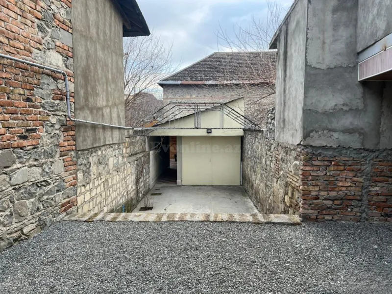 Satılır 5 otaqlı Həyət evi 110 m² Şəki - şəkil 3