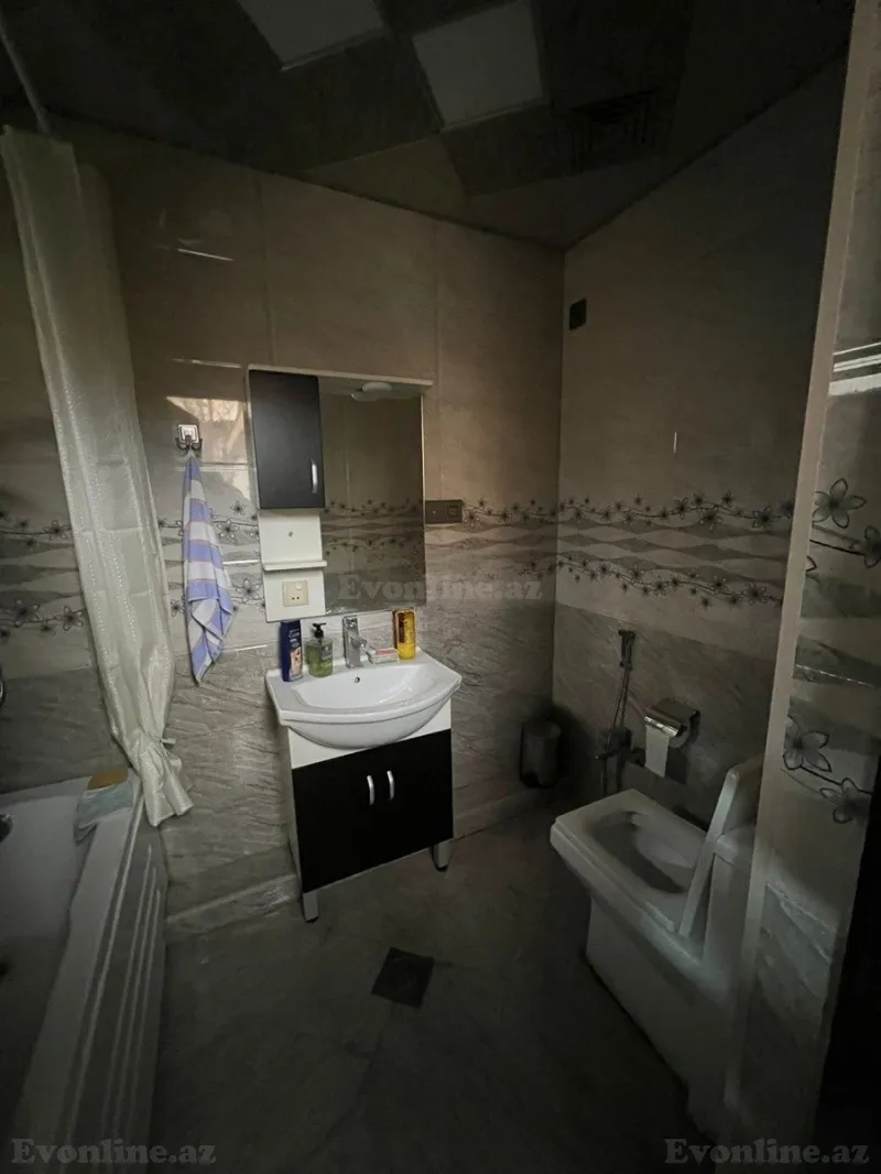 Satılır 5 otaqlı Həyət evi 110 m² Şəki - şəkil 21