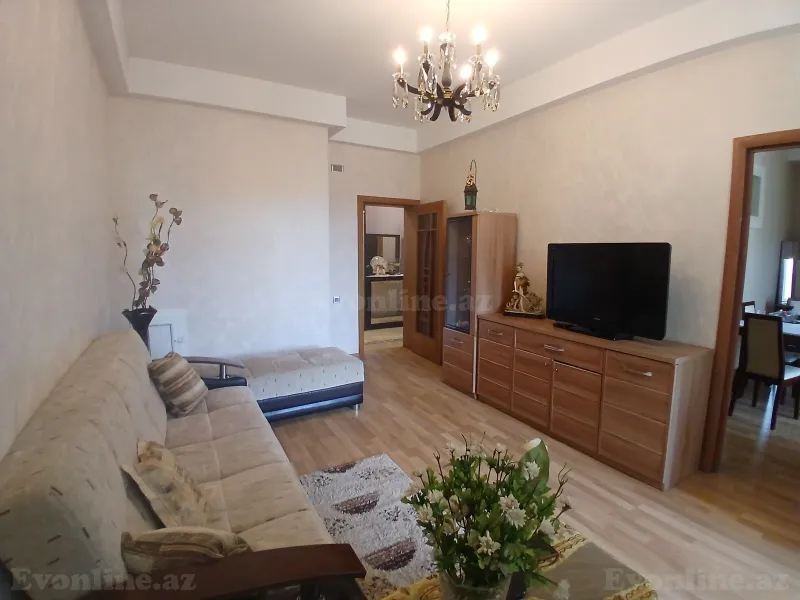 2 otaqlı Mənzil 65 m² İnşaatçılar m. Kirayə verilir