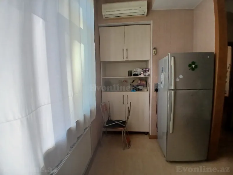 Kirayə verilir 2 otaqlı Mənzil Yeni tikili 65 m² İnşaatçılar m. - şəkil 3