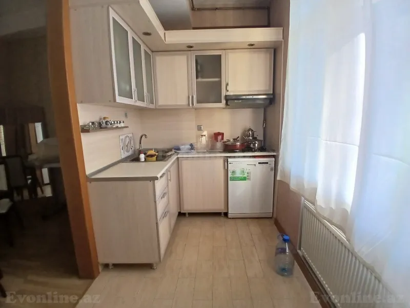 Kirayə verilir 2 otaqlı Mənzil Yeni tikili 65 m² İnşaatçılar m. - şəkil 4