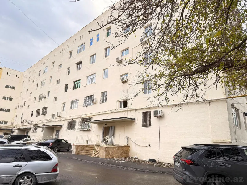 3 otaqlı Mənzil 75 m² Koroğlu m. Satılır