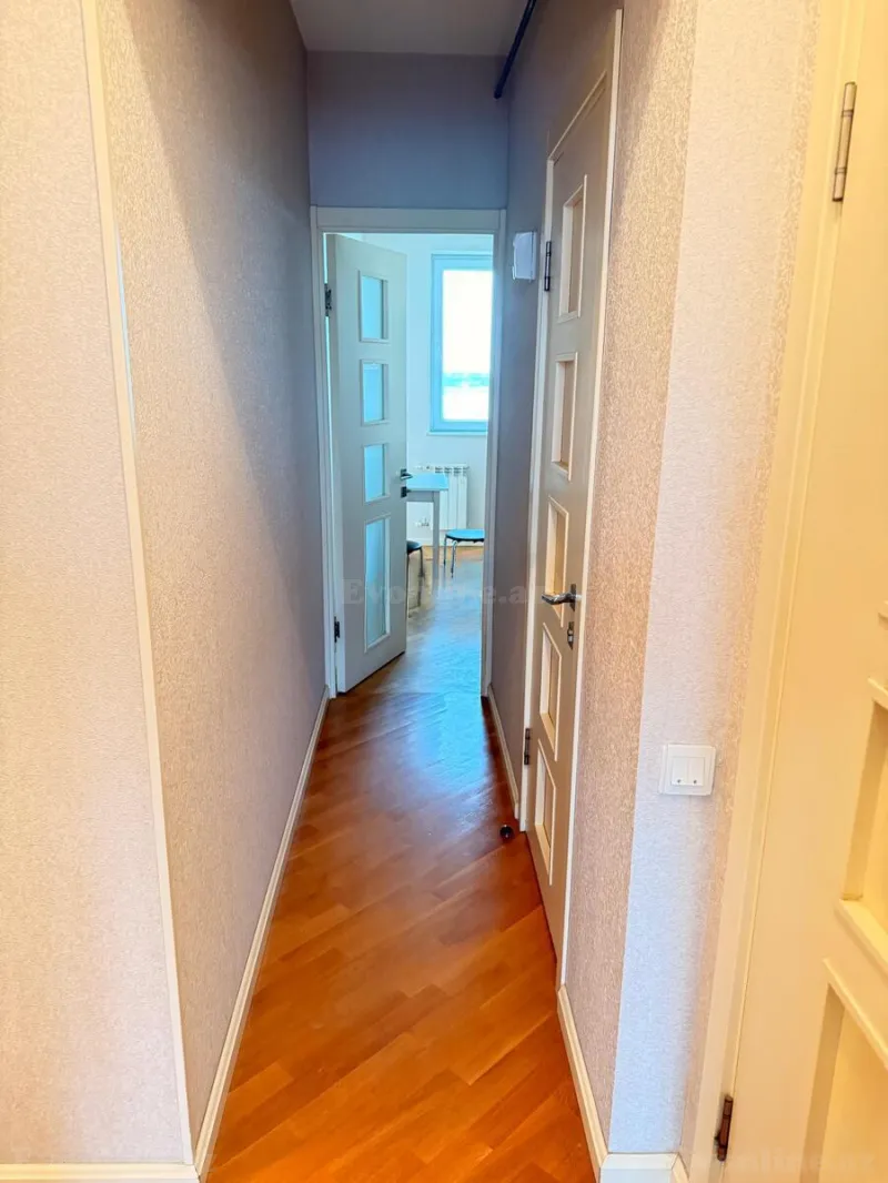 Satılır 3 otaqlı Mənzil Köhnə tikili 75 m² Koroğlu m. - şəkil 17