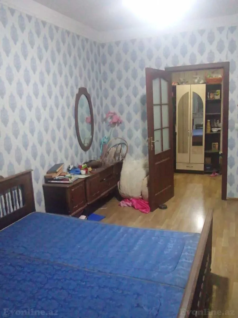 Satılır 2 otaqlı Mənzil Köhnə tikili 65 m² Əhmədli m. - şəkil 2