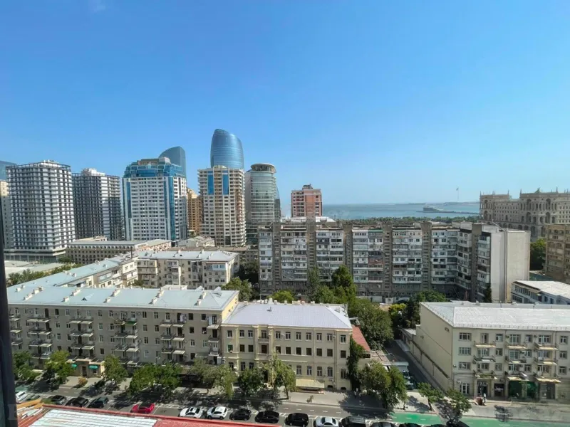 Satılır 4 otaqlı Mənzil Yeni tikili 250 m² 28 May m. - şəkil 7